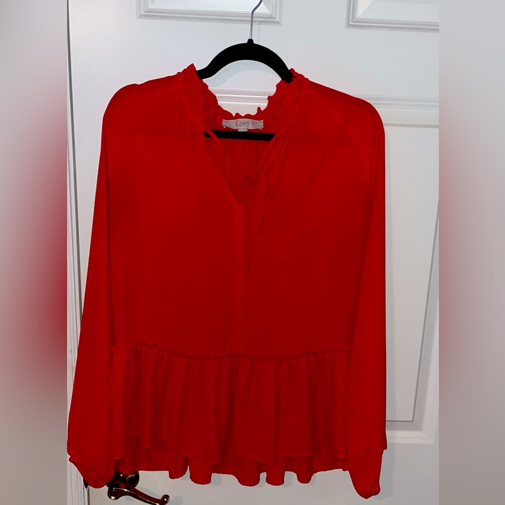 Ann Taylor LOFT size Large chiffon blouse